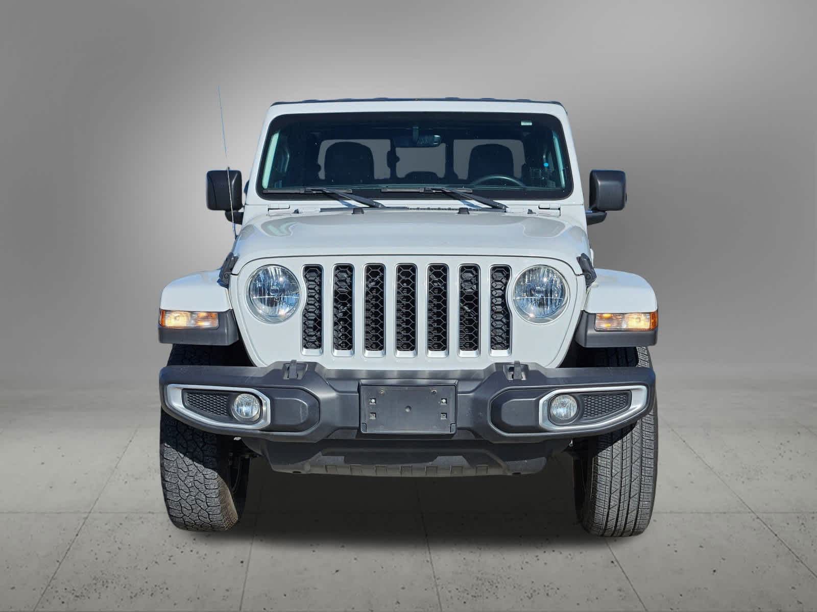 Thumbnail: 2023 Jeep Gladiator - 9