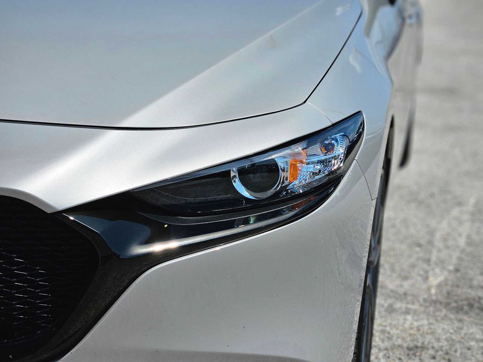 Thumbnail: 2022 Mazda Mazda3 - 11