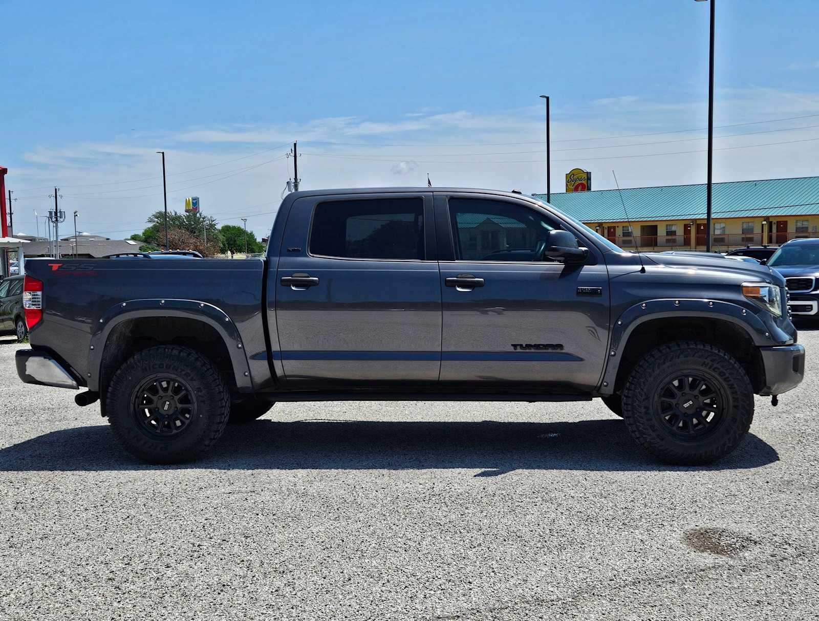 2019 Toyota Tundra SR5 6