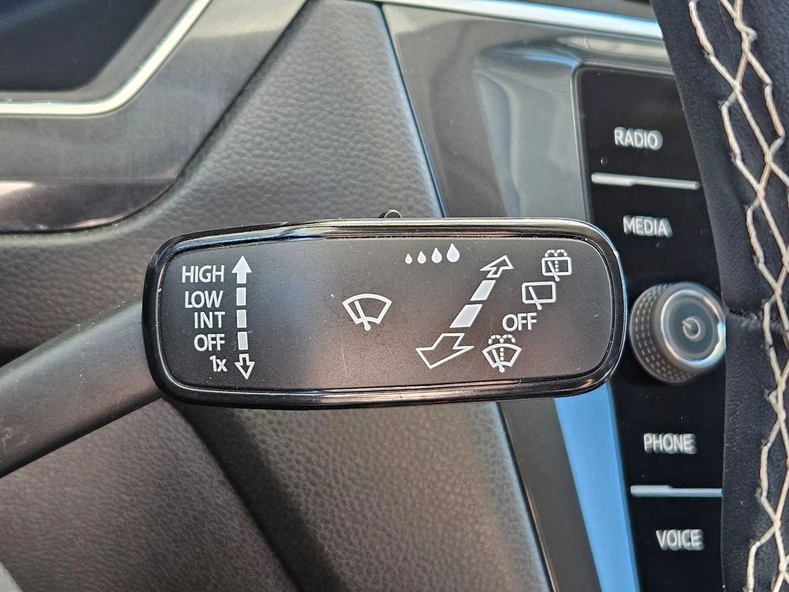 Thumbnail: 2024 Volkswagen Tiguan - 27