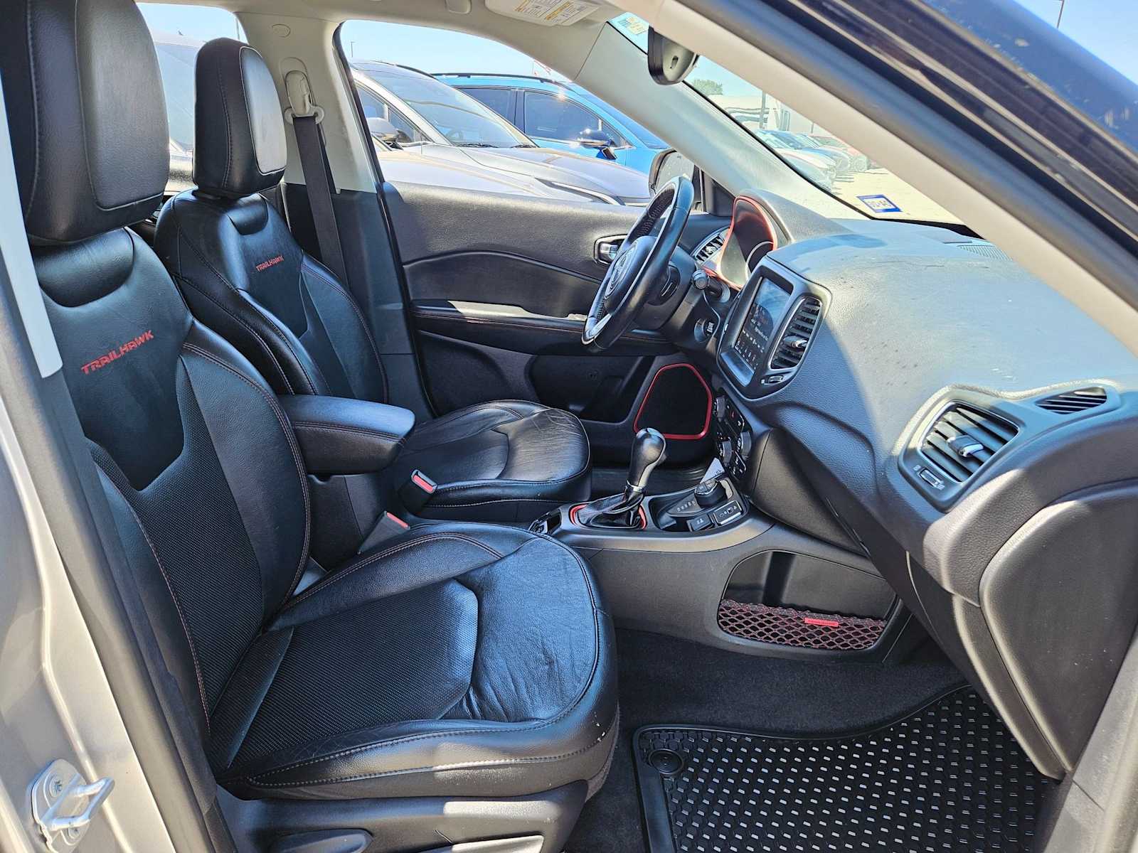 Thumbnail: 2018 Jeep Compass - 19