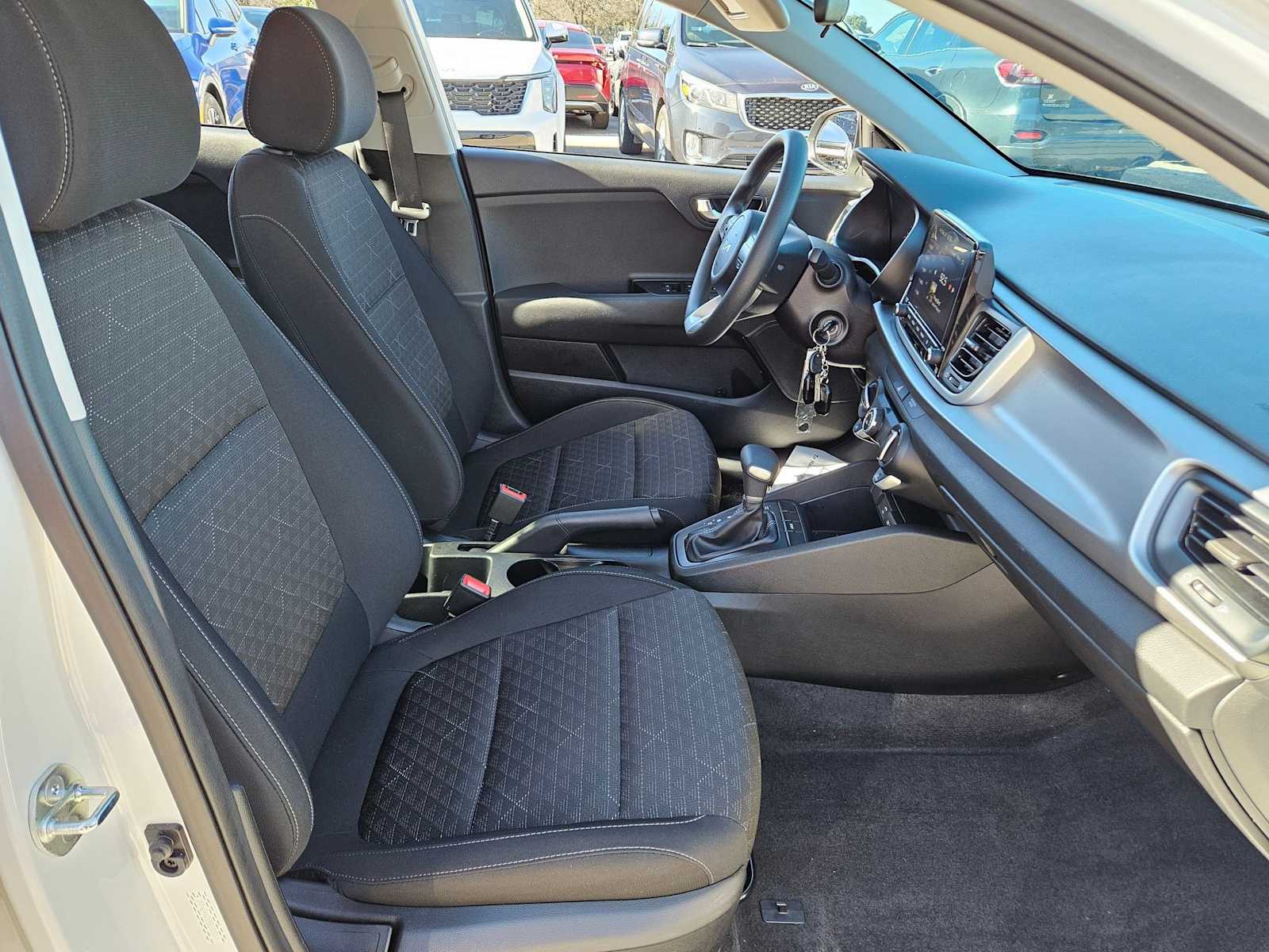 Thumbnail: 2023 Kia Rio - 21