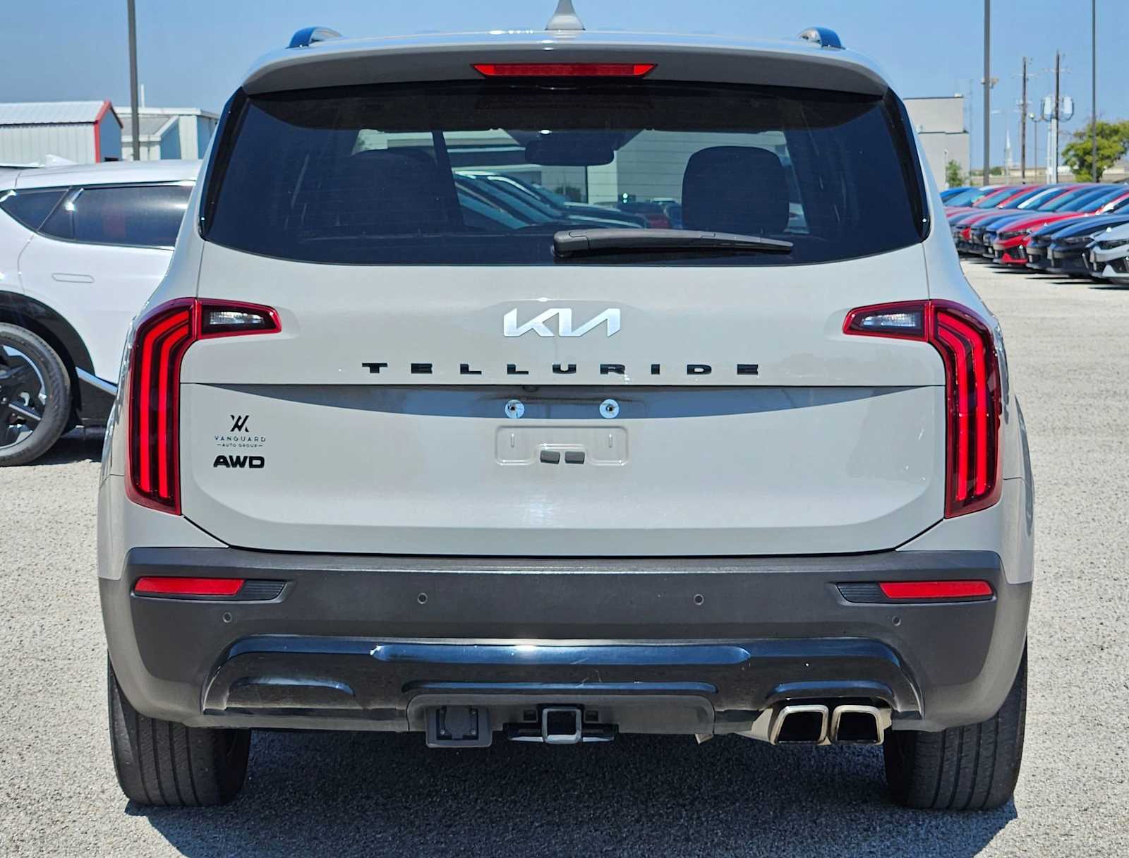 2022 Kia Telluride SX photo 3