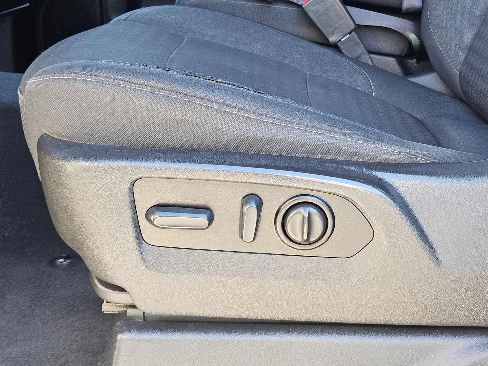 Thumbnail: 2022 GMC Sierra 1500 - 16