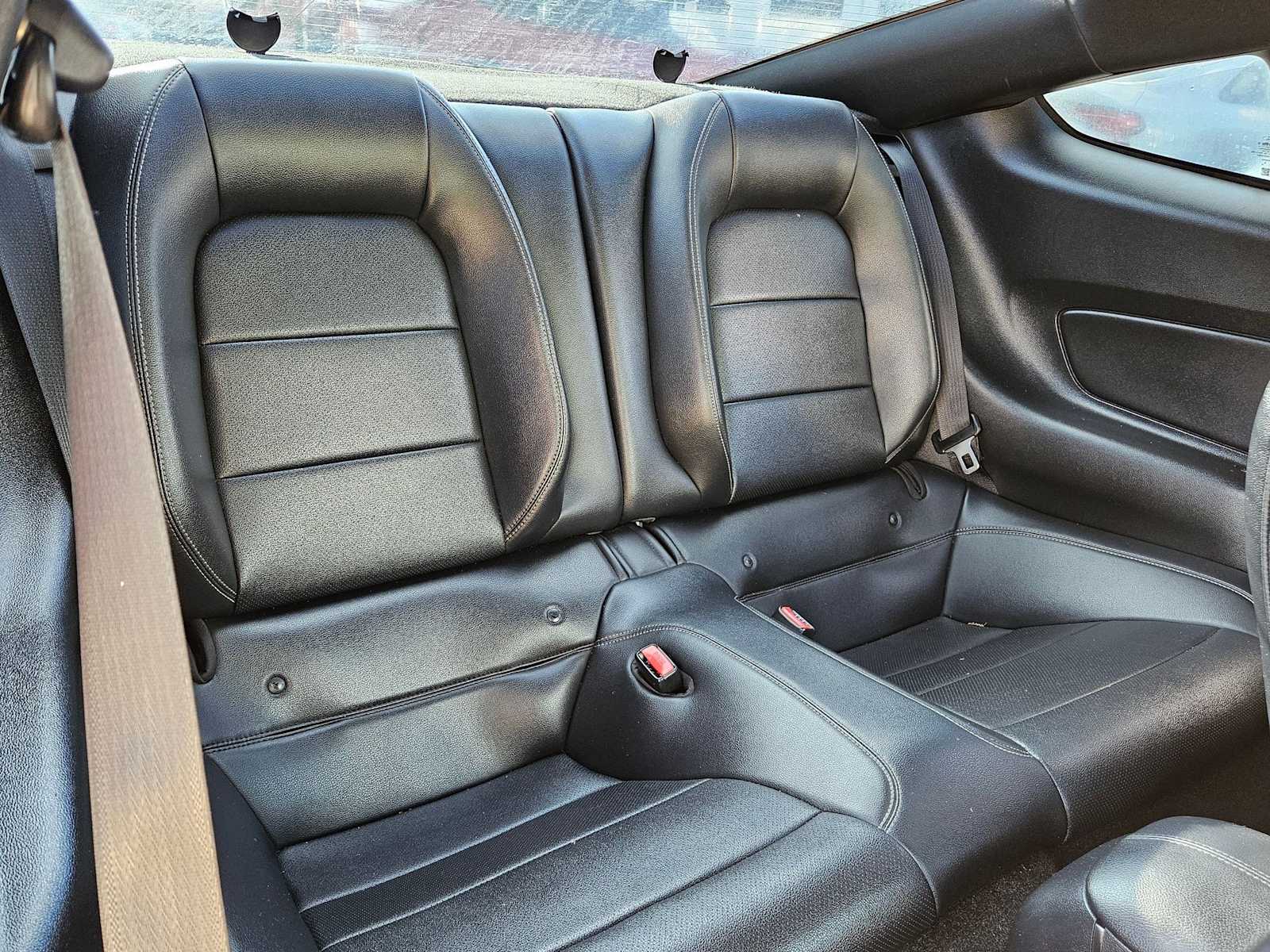 Thumbnail: 2015 Ford Mustang - 15