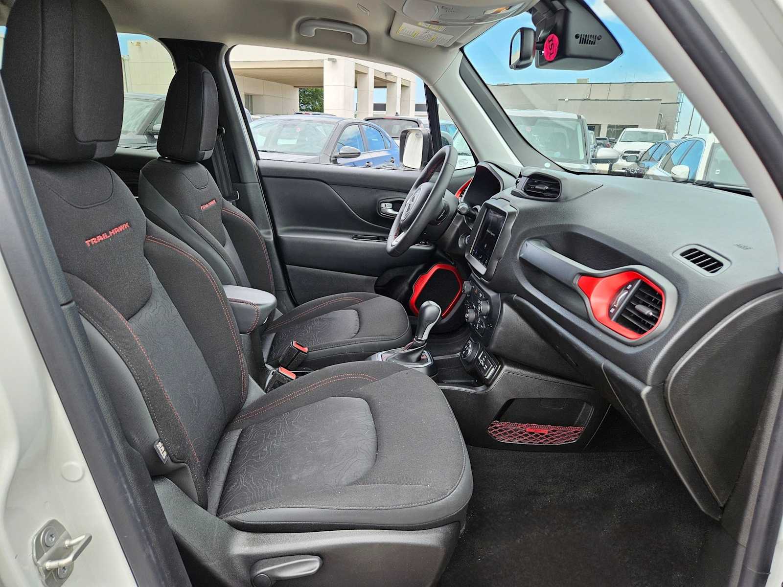 Thumbnail: 2023 Jeep Renegade - 21