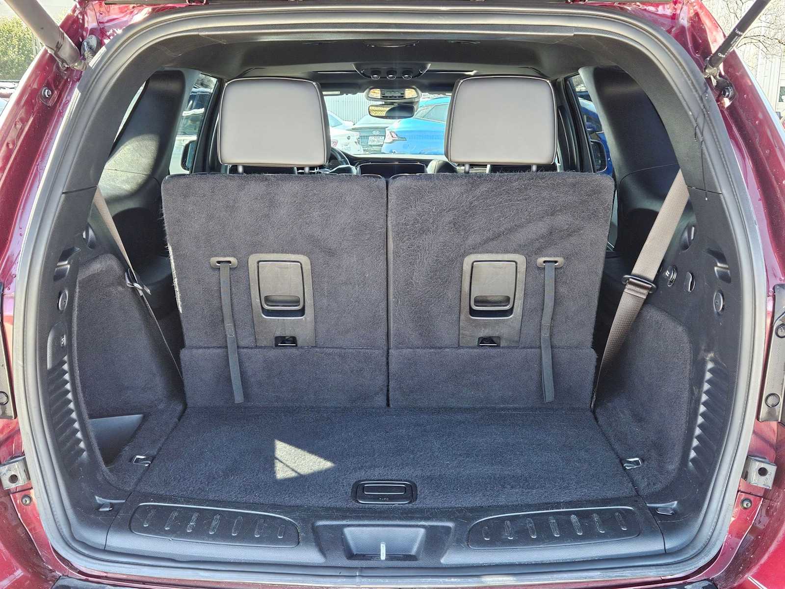 Thumbnail: 2023 Dodge Durango - 32