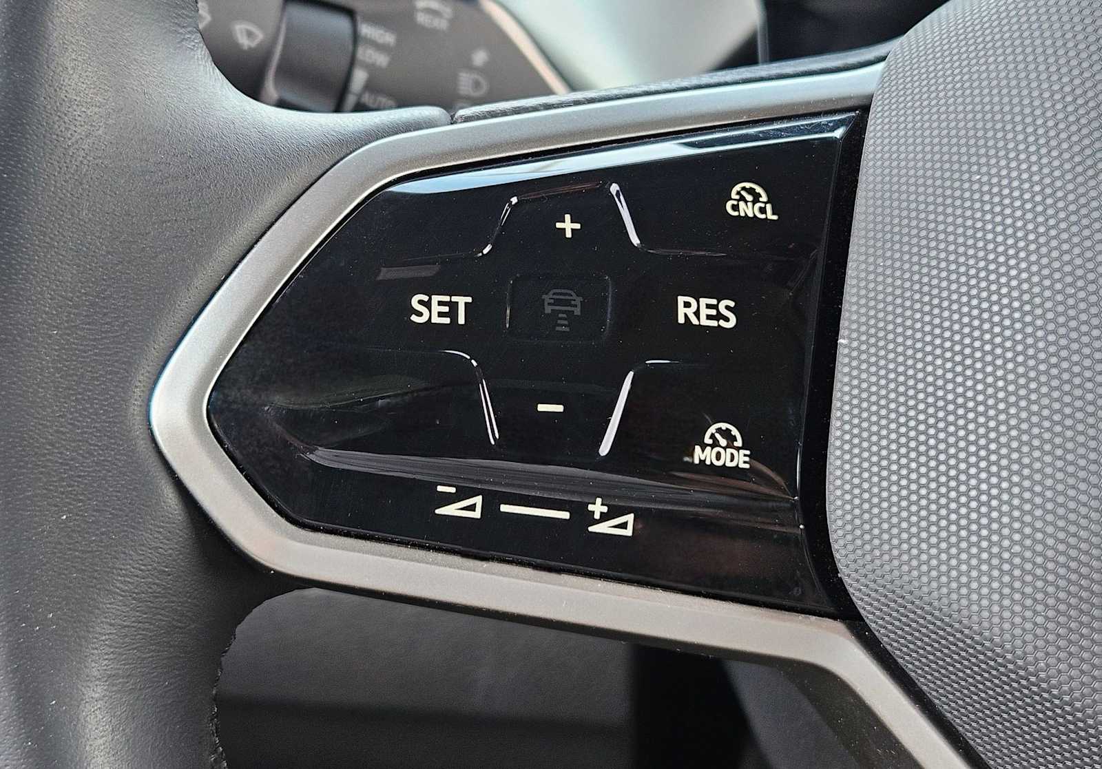 Thumbnail: 2025 Volkswagen ID.Buzz - 19