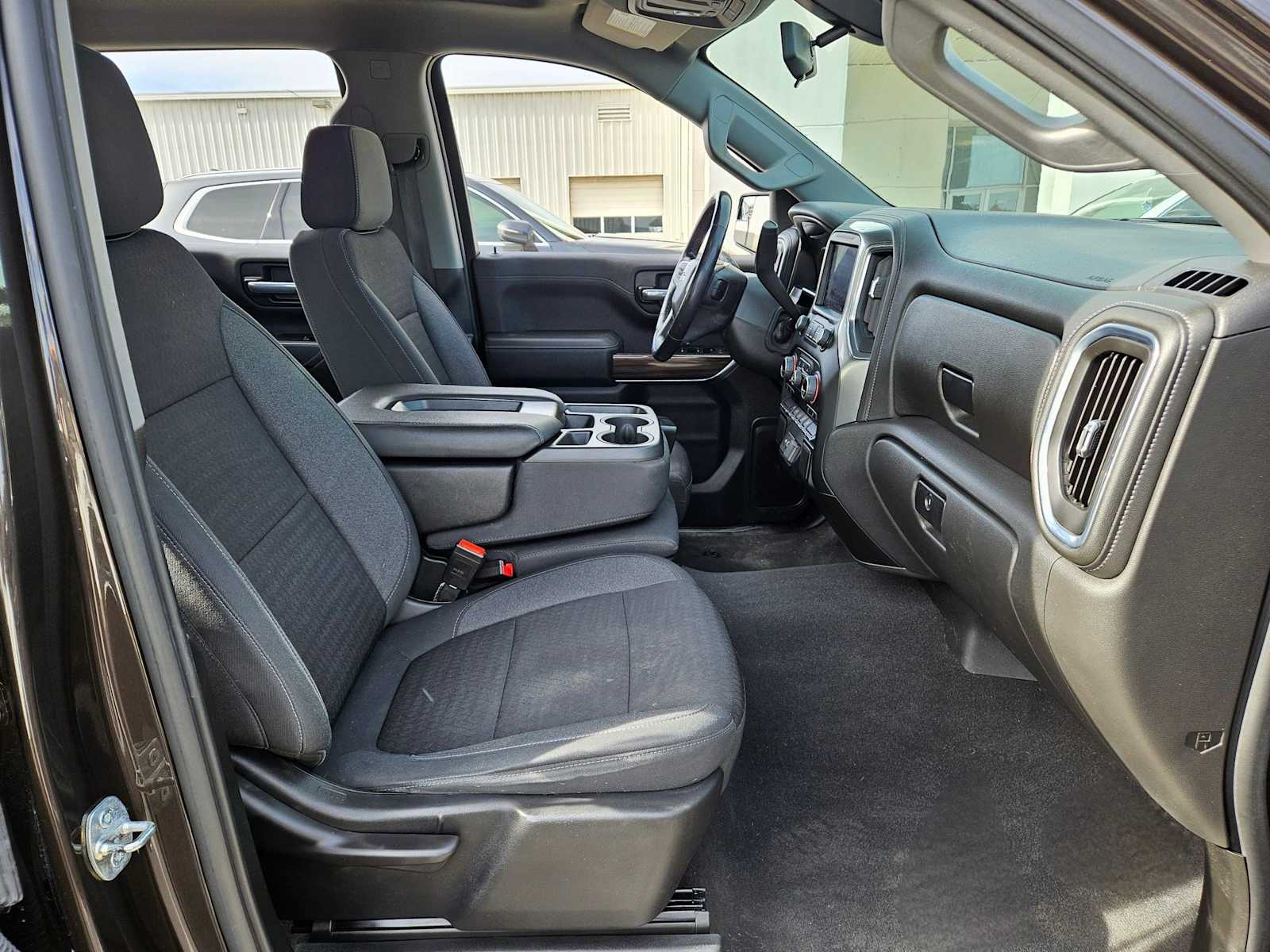 Thumbnail: 2021 Chevrolet Silverado 1500 - 23