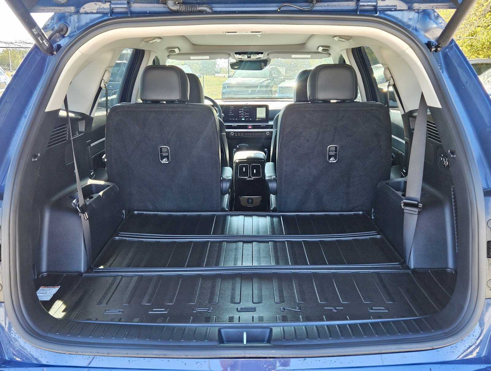 Thumbnail: 2024 Kia Sorento - 35