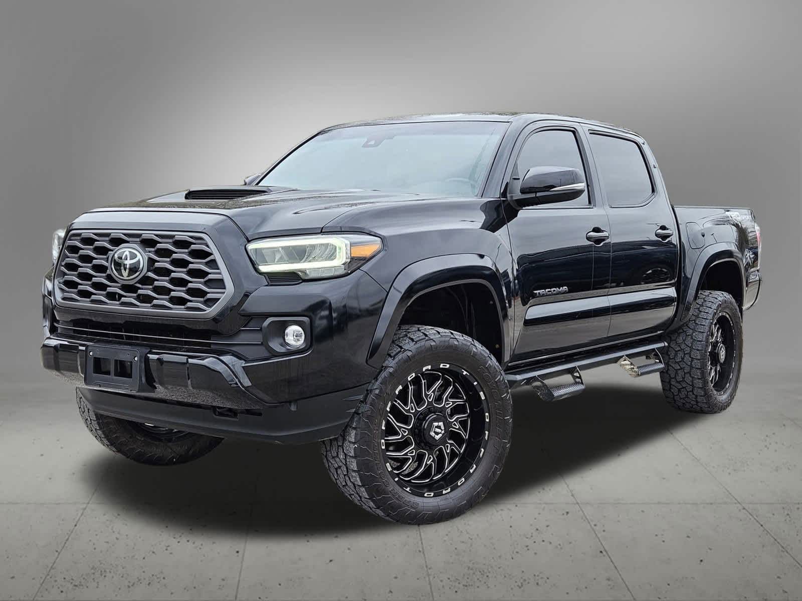 Thumbnail: 2022 Toyota Tacoma - 1