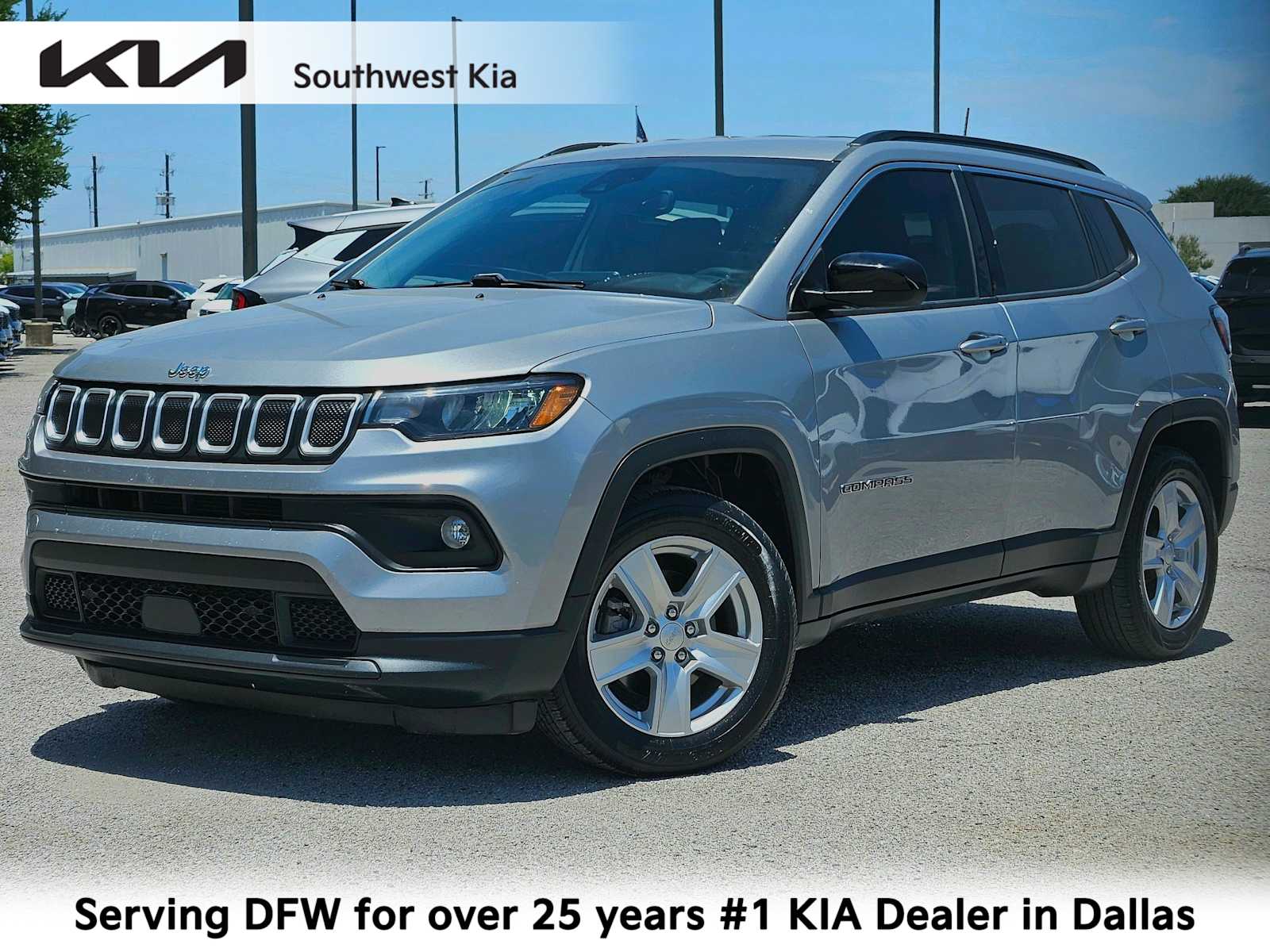 2022 Jeep Compass Latitude's photo