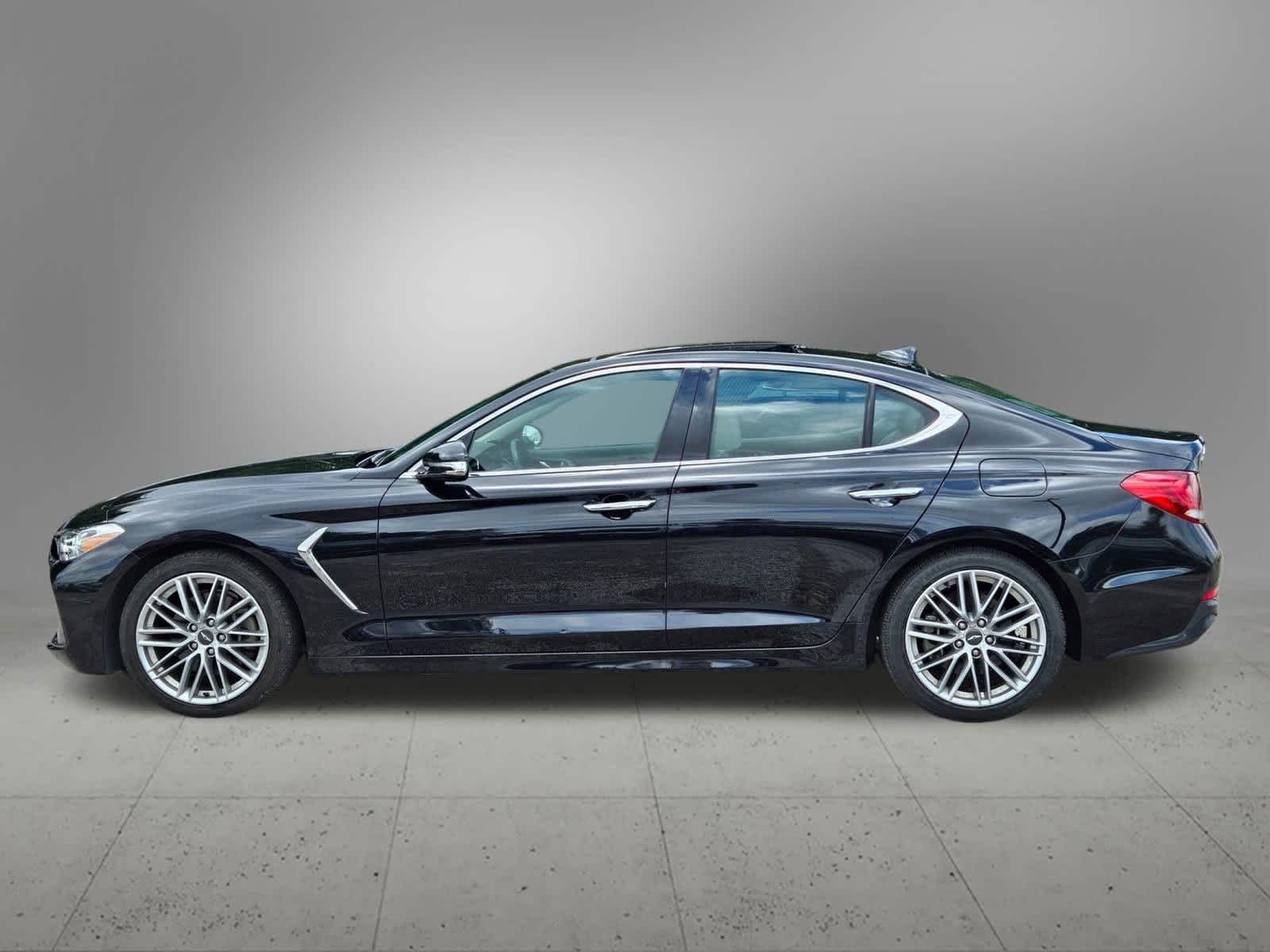 Thumbnail: 2021 Genesis G70 - 3