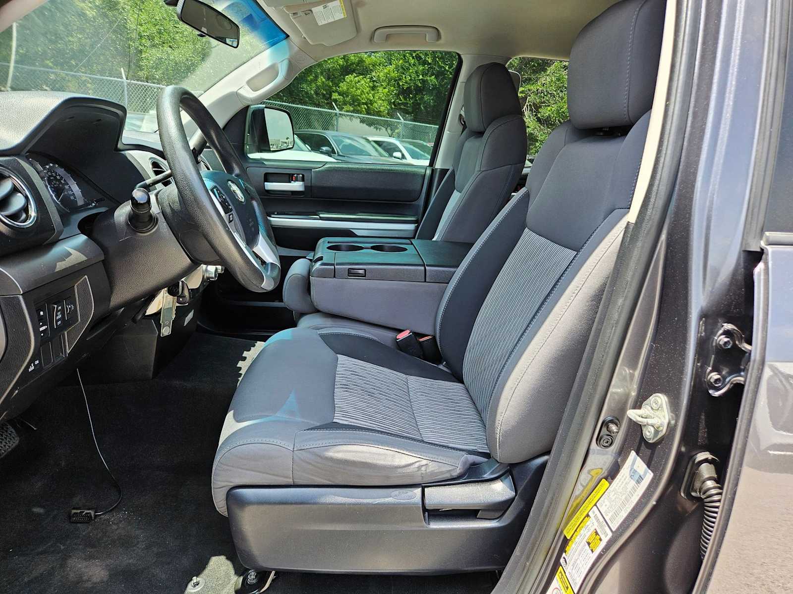 Thumbnail: 2016 Toyota Tundra - 15