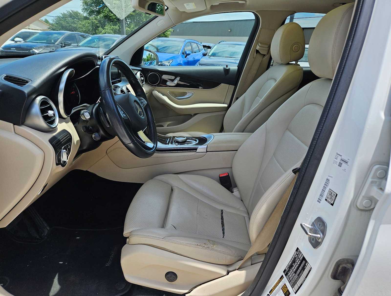 Thumbnail: 2019 Mercedes-Benz GLC - 17