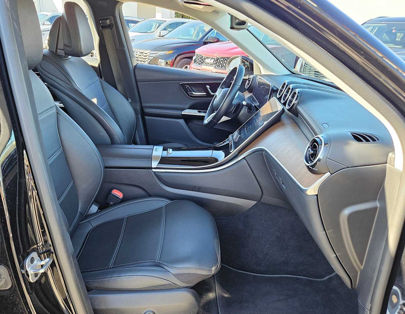 Thumbnail: 2024 Mercedes-Benz GLC - 22