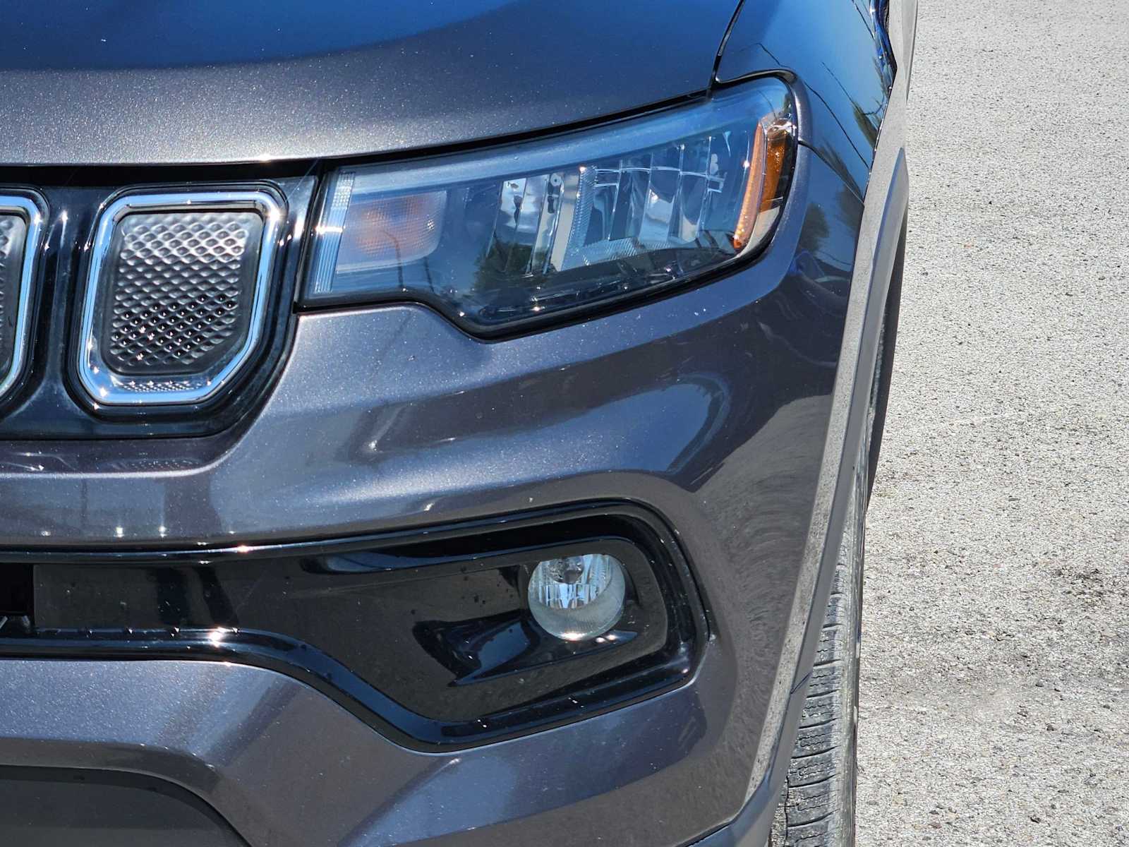 Thumbnail: 2022 Jeep Compass - 10