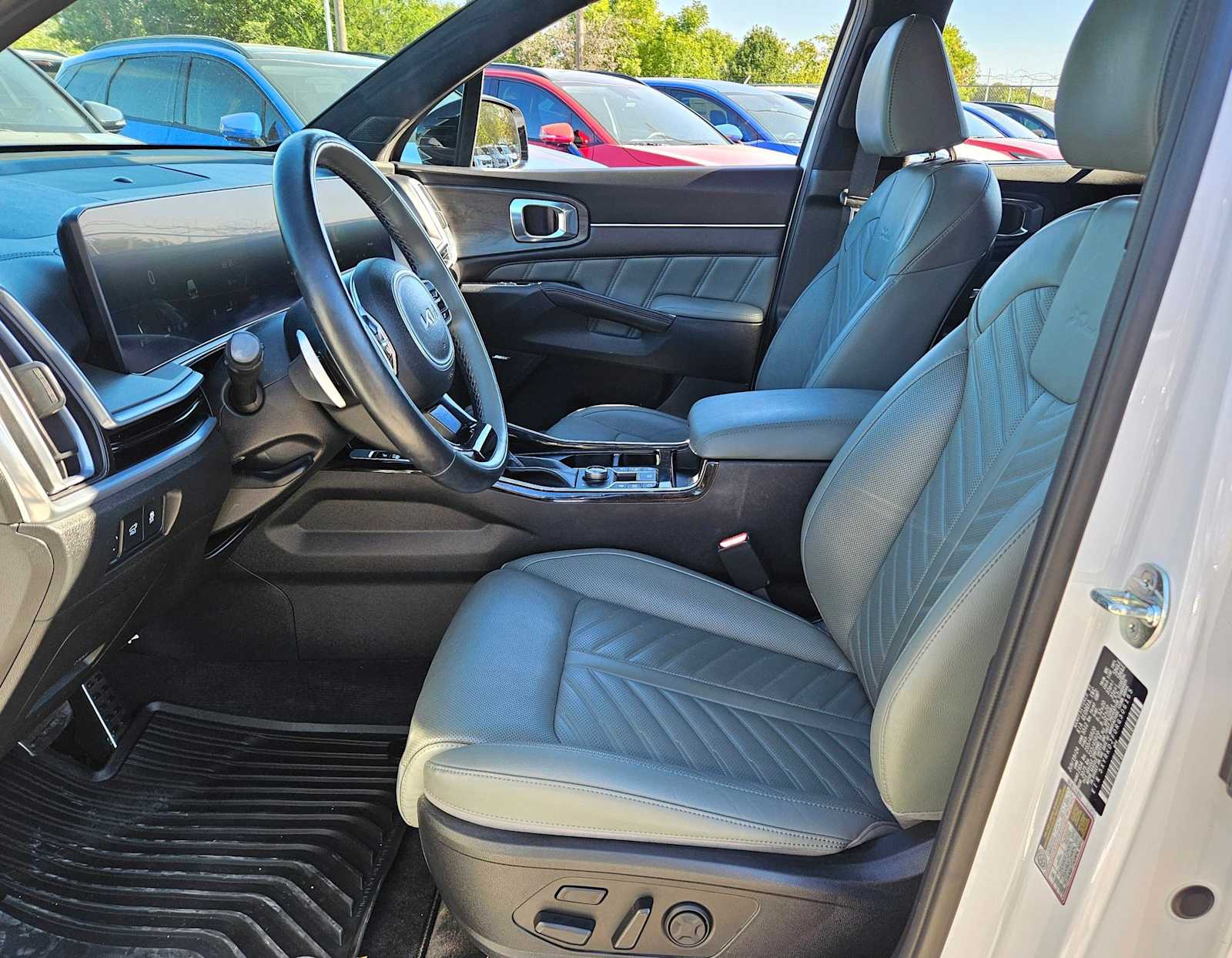 Thumbnail: 2024 Kia Sorento - 17