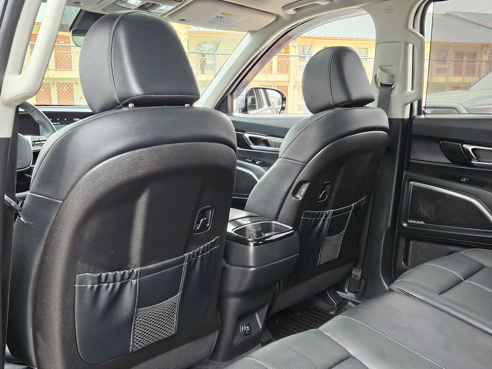 Thumbnail: 2025 Kia Telluride - 18