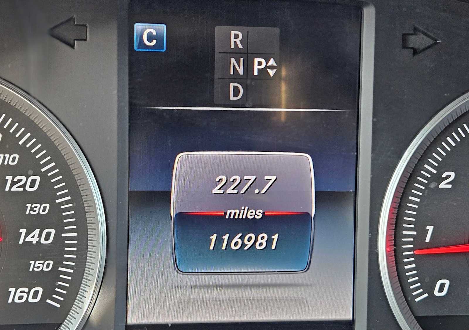 Thumbnail: 2016 Mercedes-Benz GLC - 18