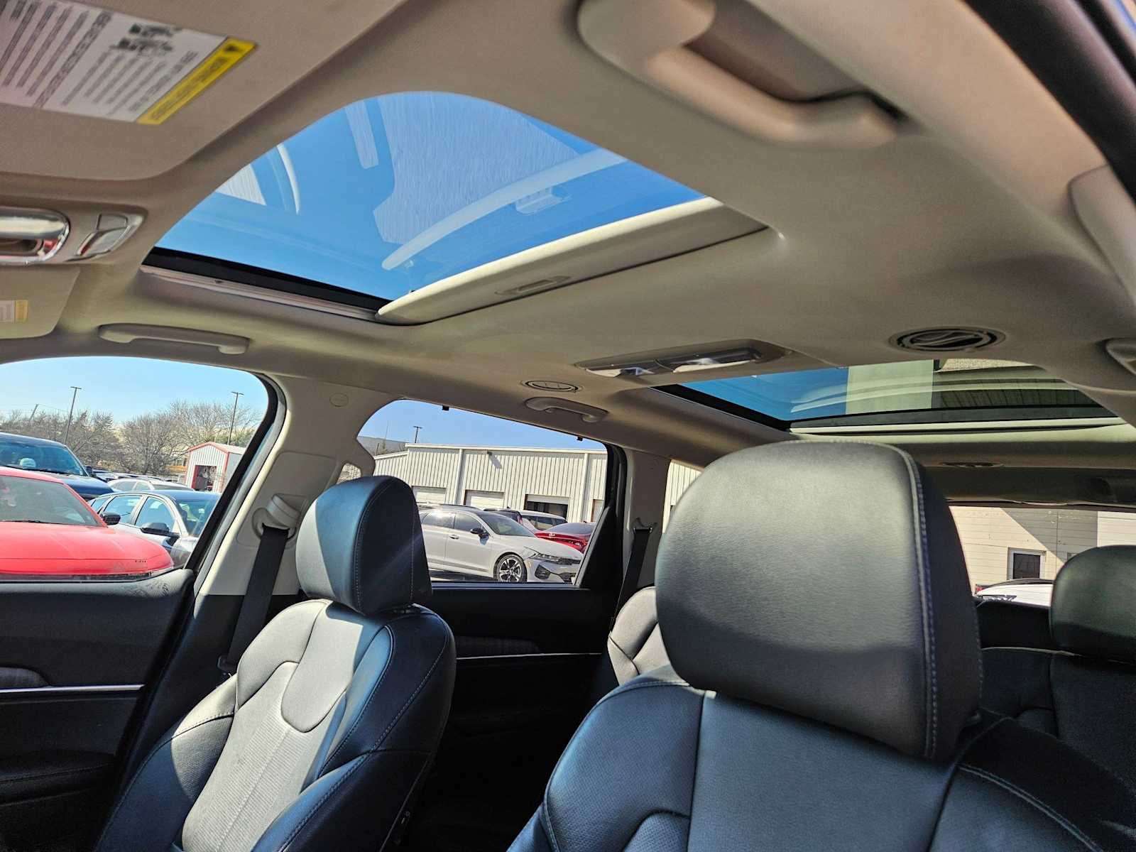 Thumbnail: 2024 Kia Telluride - 17