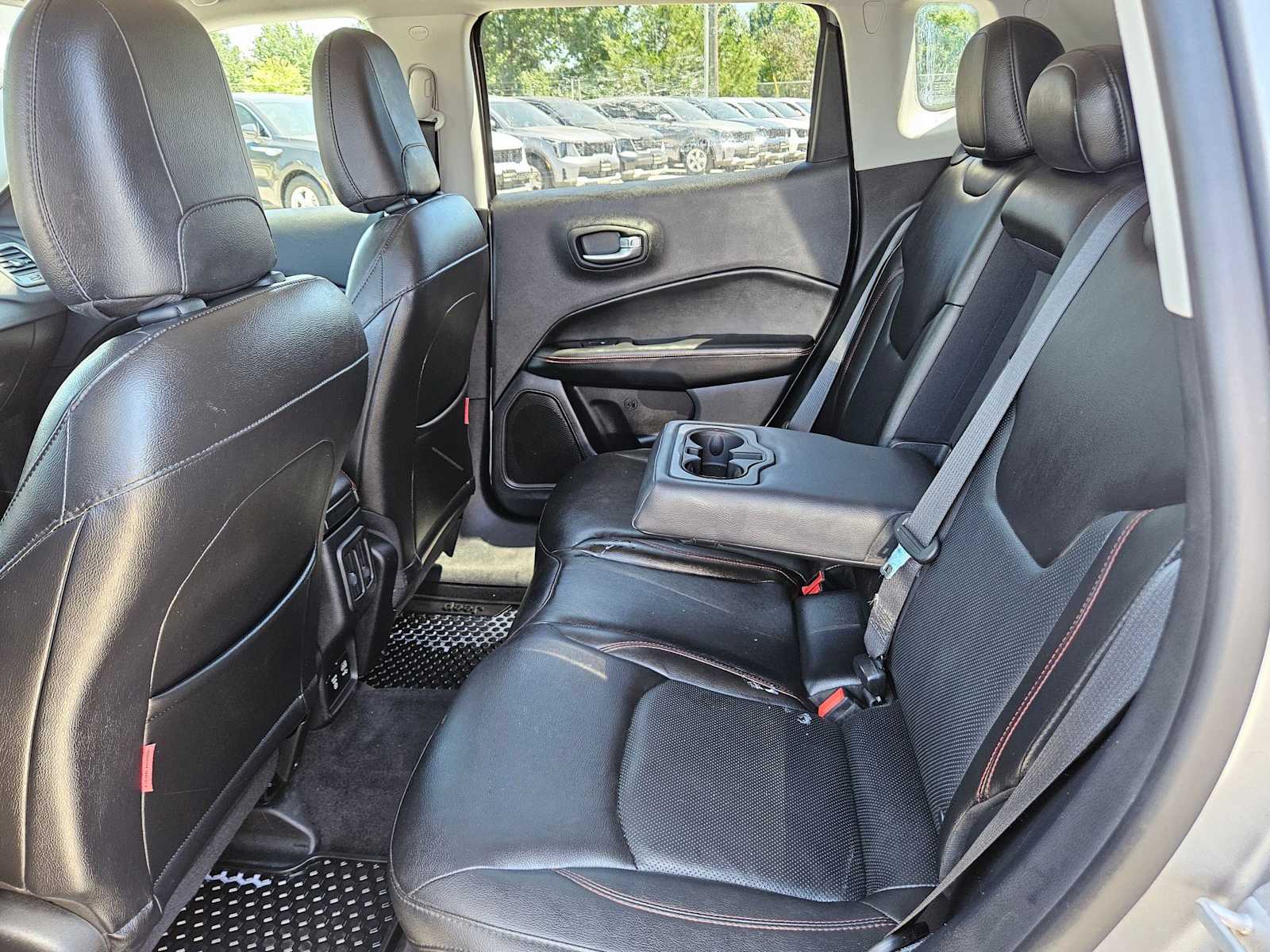 Thumbnail: 2018 Jeep Compass - 17