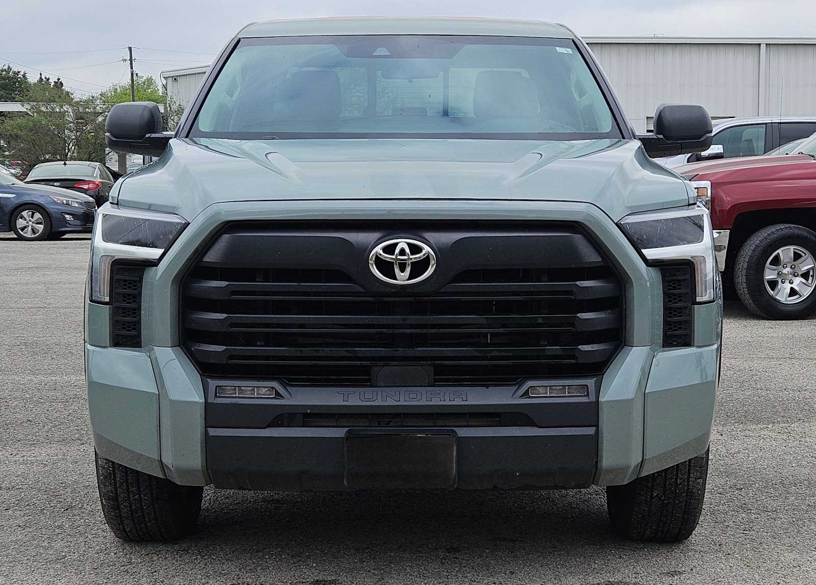 Thumbnail: 2024 Toyota Tundra - 10