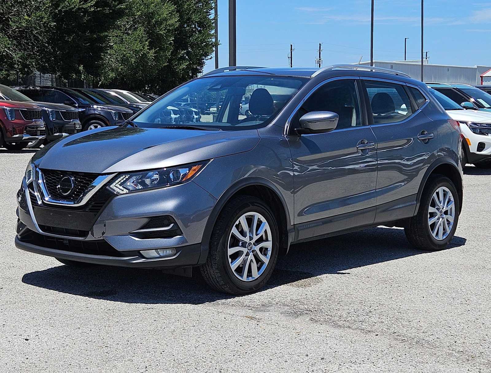 Thumbnail: 2020 Nissan Rogue Sport - 9