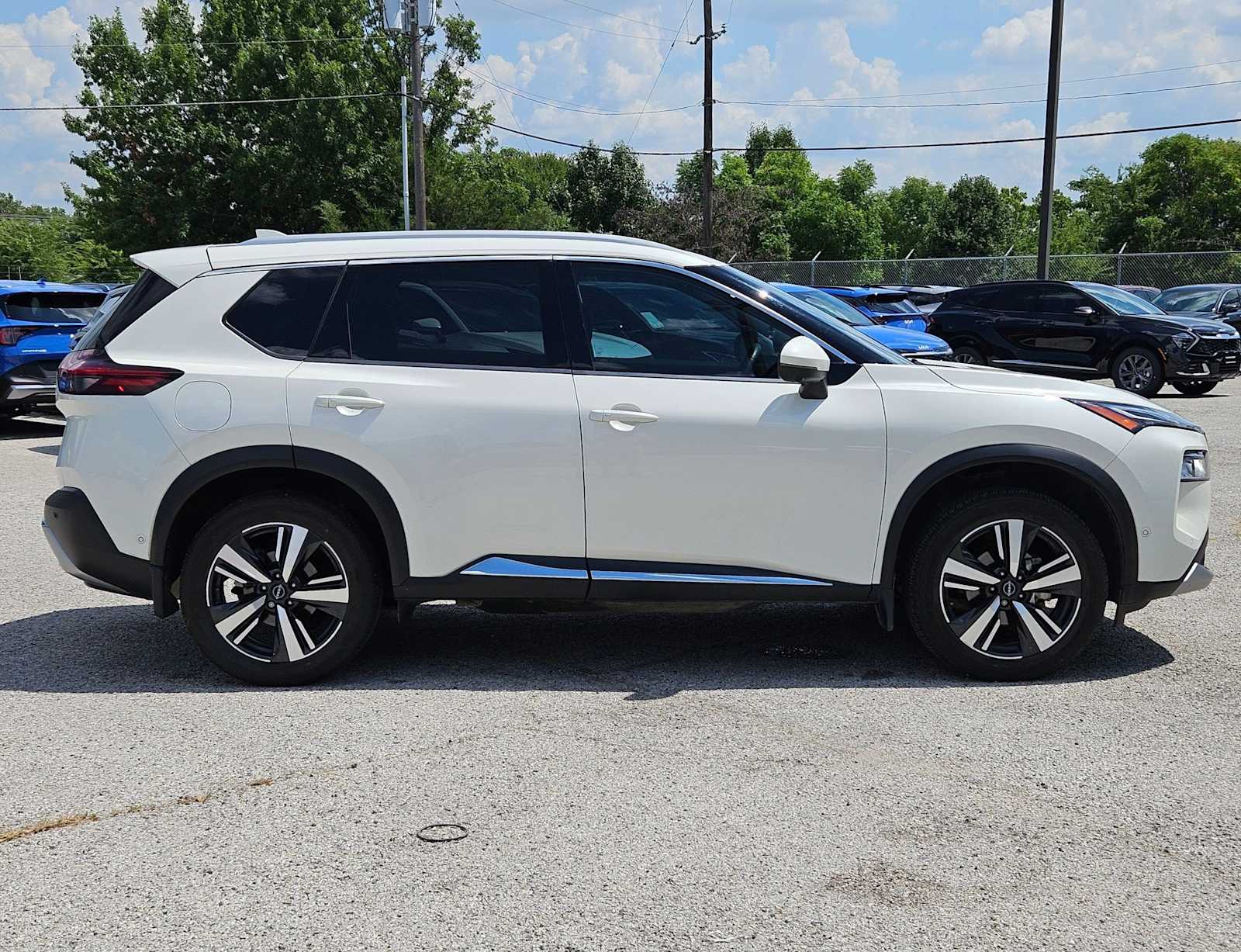 Thumbnail: 2022 Nissan Rogue - 6