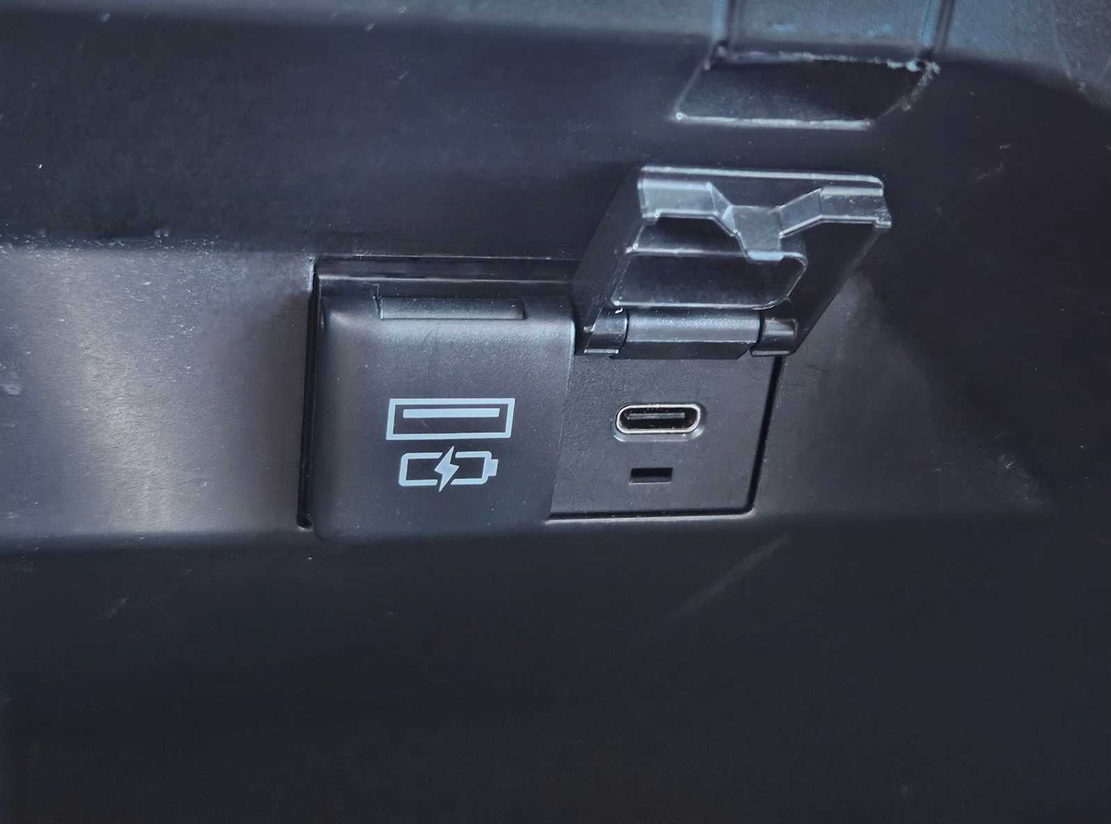 Thumbnail: 2024 Toyota Camry - 30