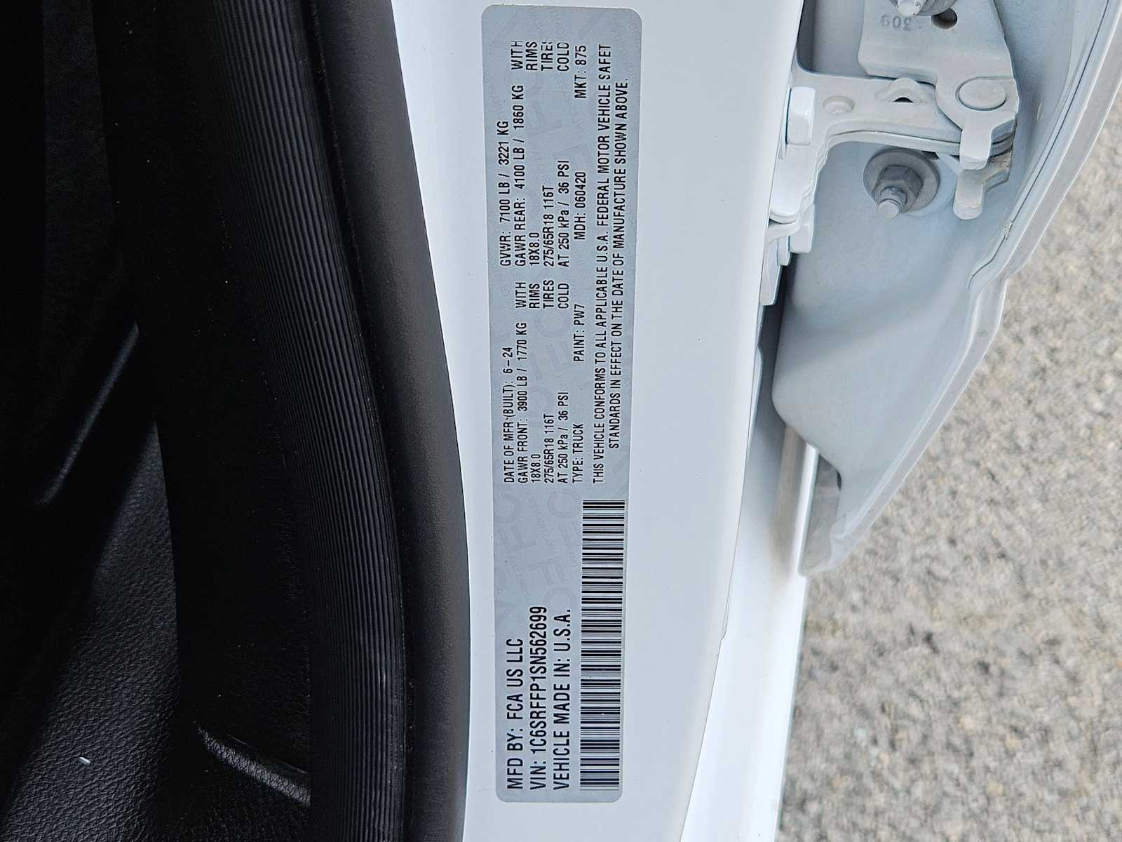 Thumbnail: 2025 RAM 1500 - 33