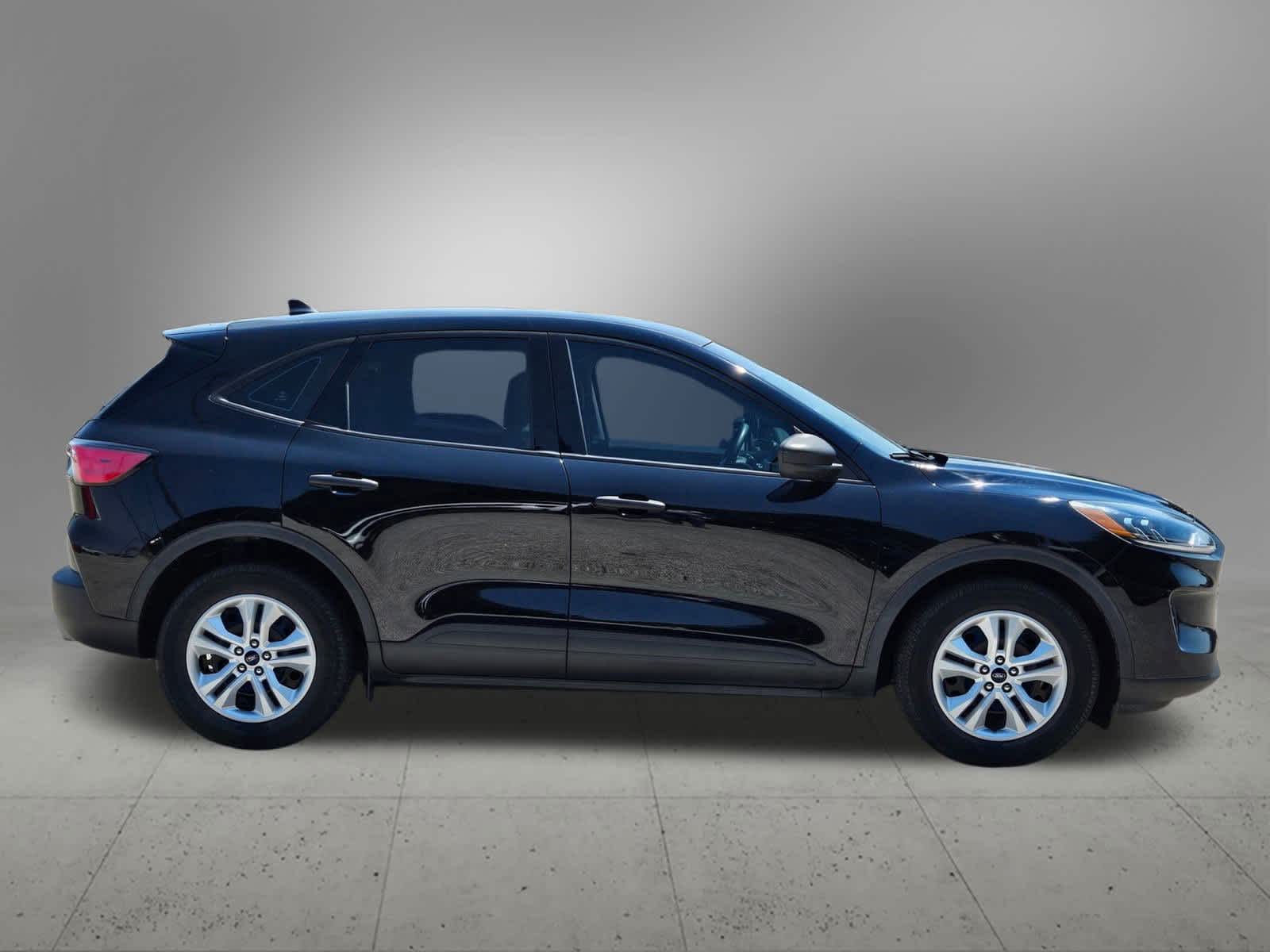Thumbnail: 2020 Ford Escape - 6