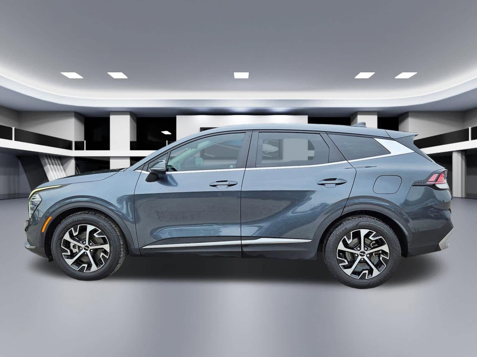 Thumbnail: 2024 Kia Sportage - 3