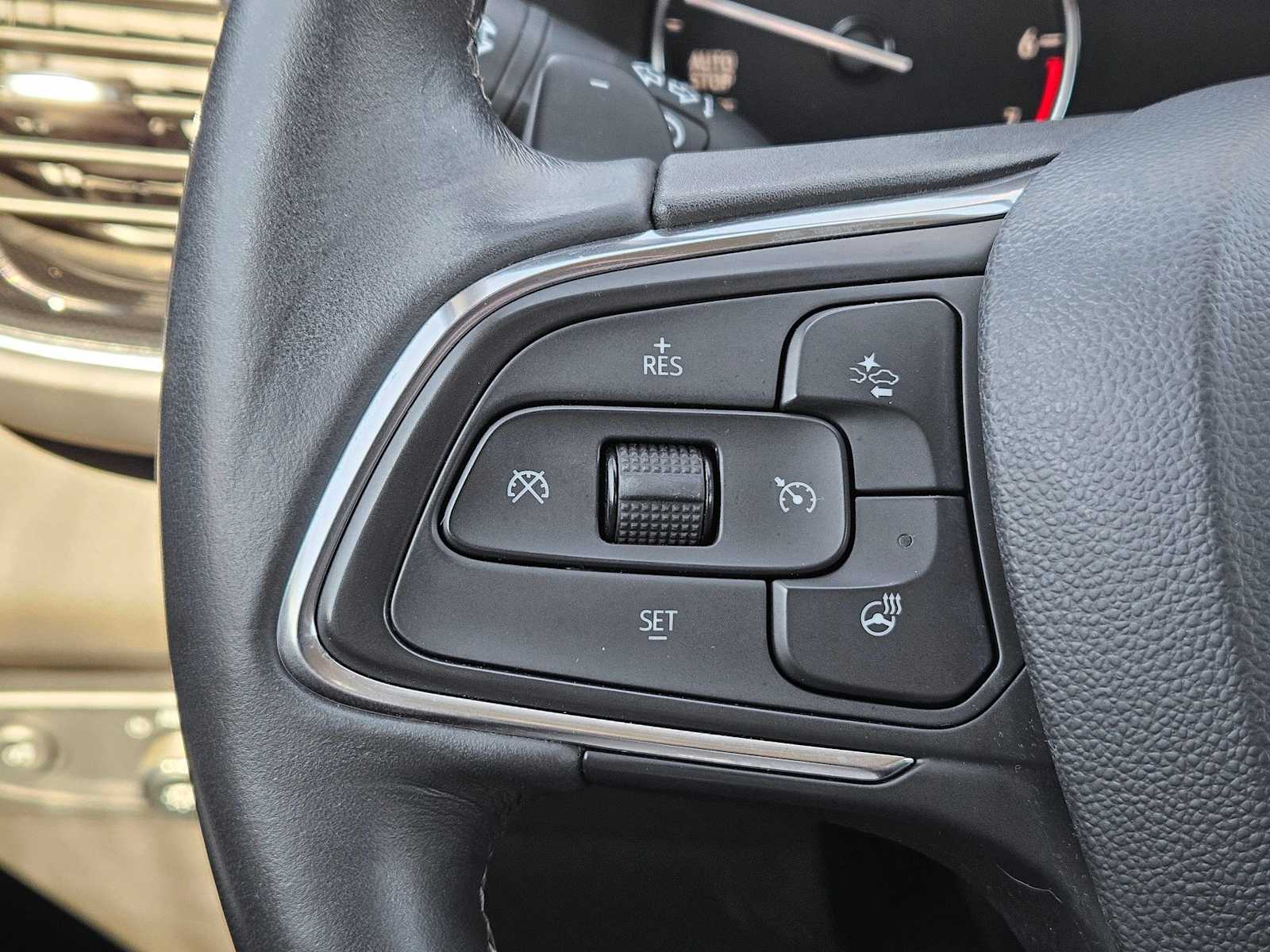 Thumbnail: 2022 Buick Envision - 24