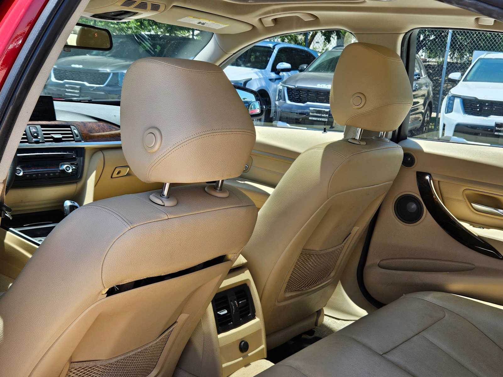 Thumbnail: 2015 BMW 3 Series - 15