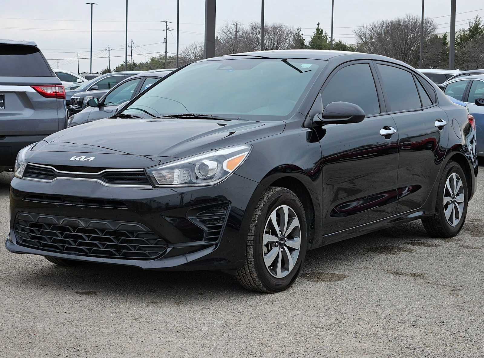 Thumbnail: 2022 Kia Rio - 10