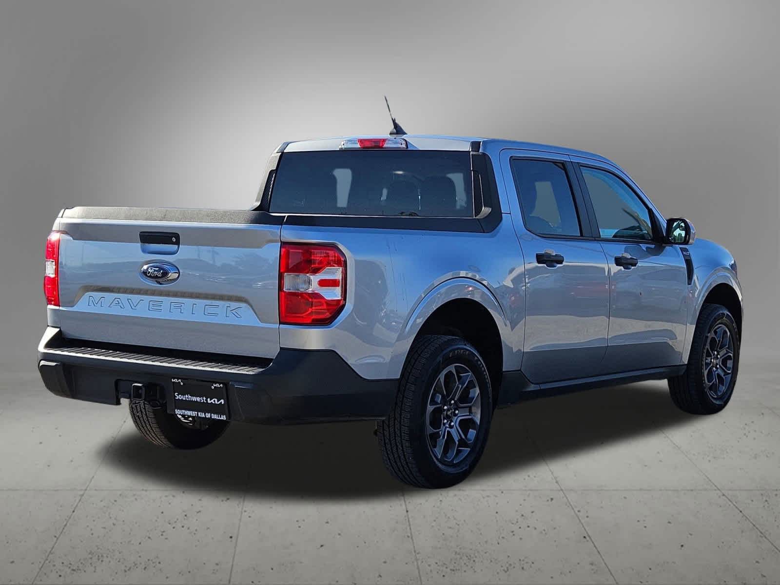 Thumbnail: 2022 Ford Maverick - 7