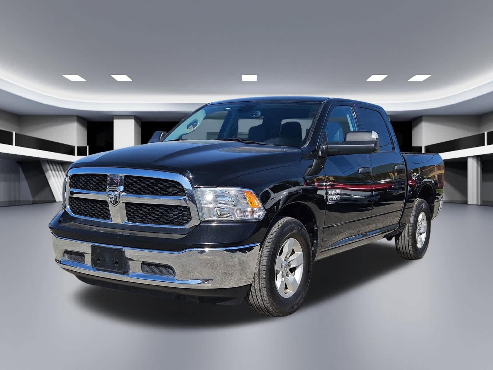 Thumbnail: 2023 RAM 1500 Classic - 9