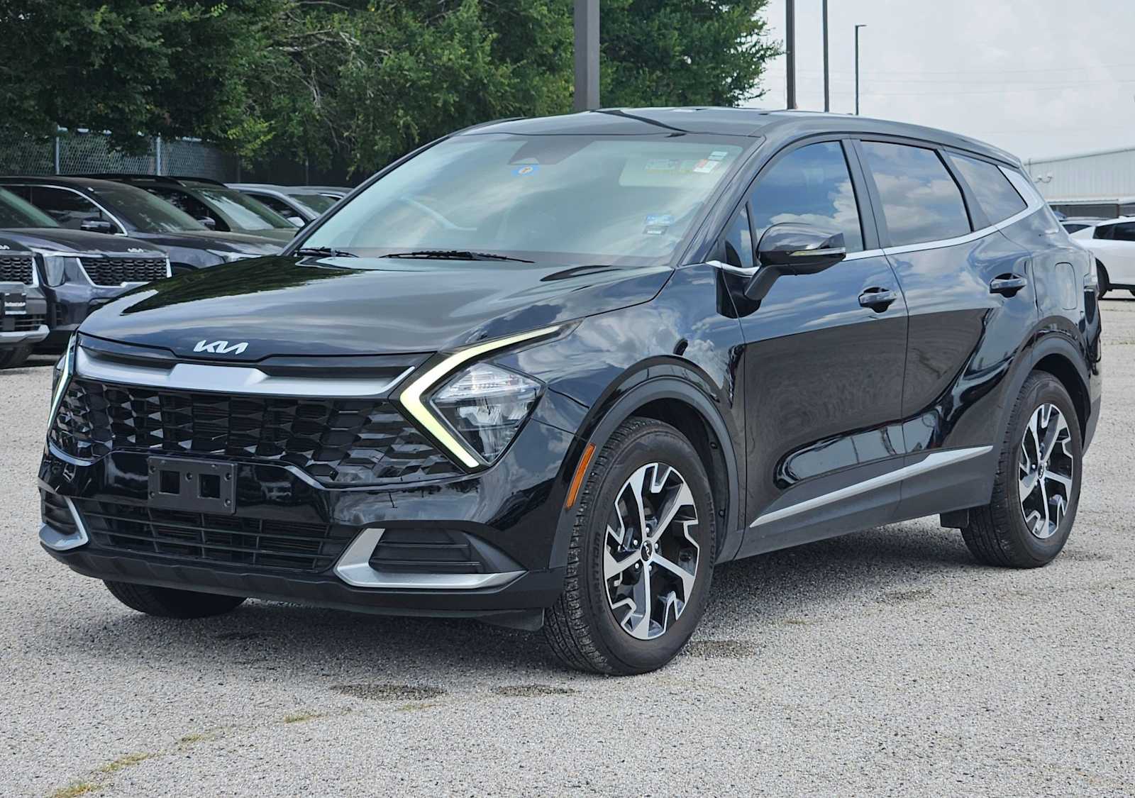 Thumbnail: 2023 Kia Sportage - 9