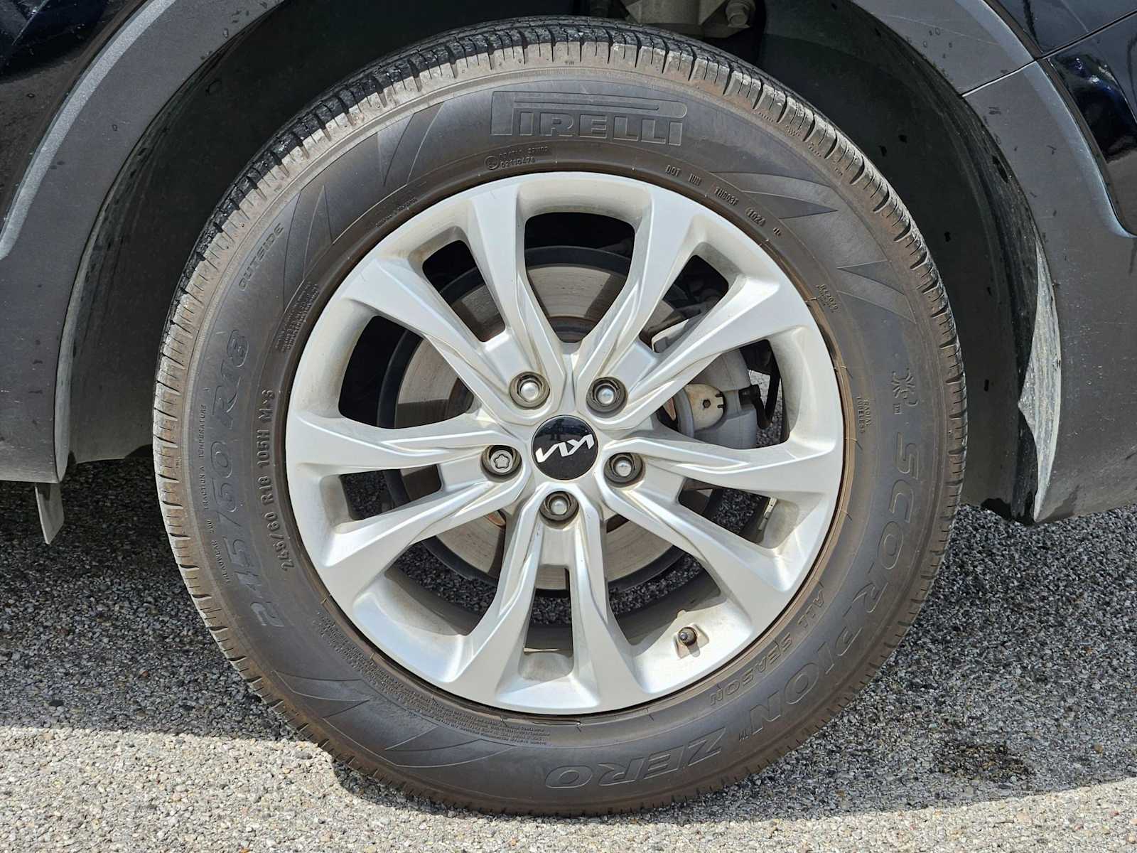 Thumbnail: 2022 Kia Telluride - 13