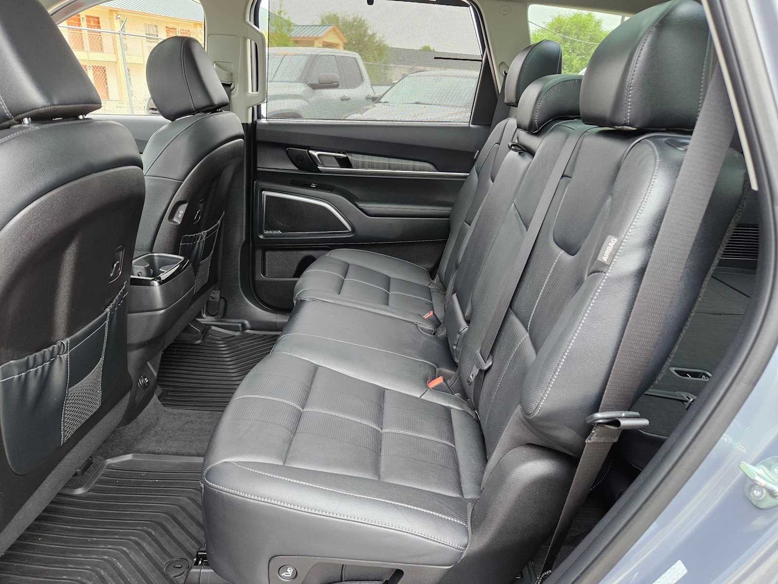 Thumbnail: 2025 Kia Telluride - 19