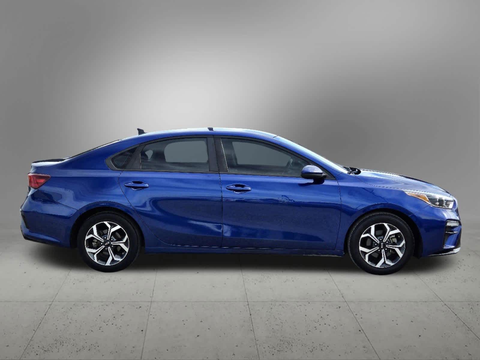 Thumbnail: 2020 Kia Forte - 7