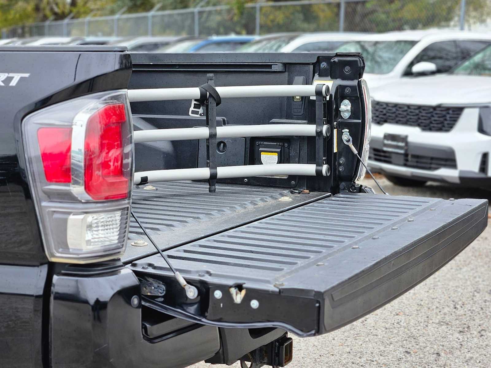 Thumbnail: 2022 Toyota Tacoma - 29