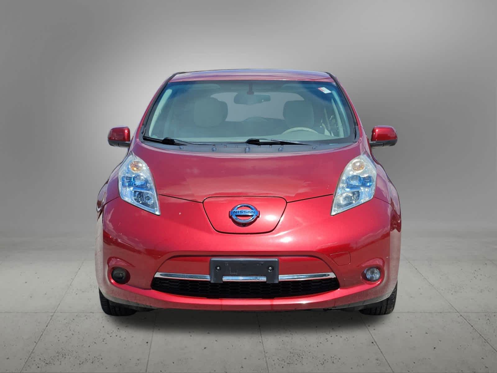 Thumbnail: 2015 Nissan Leaf - 8