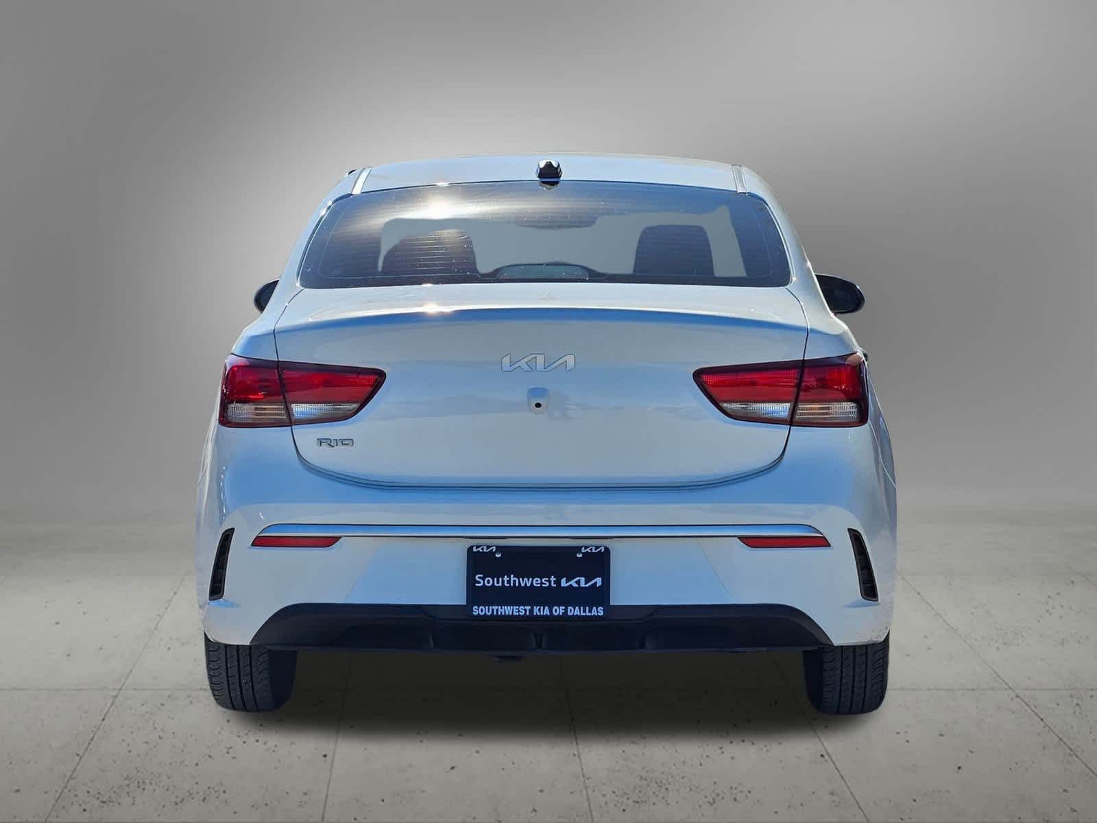 Thumbnail: 2023 Kia Rio - 5