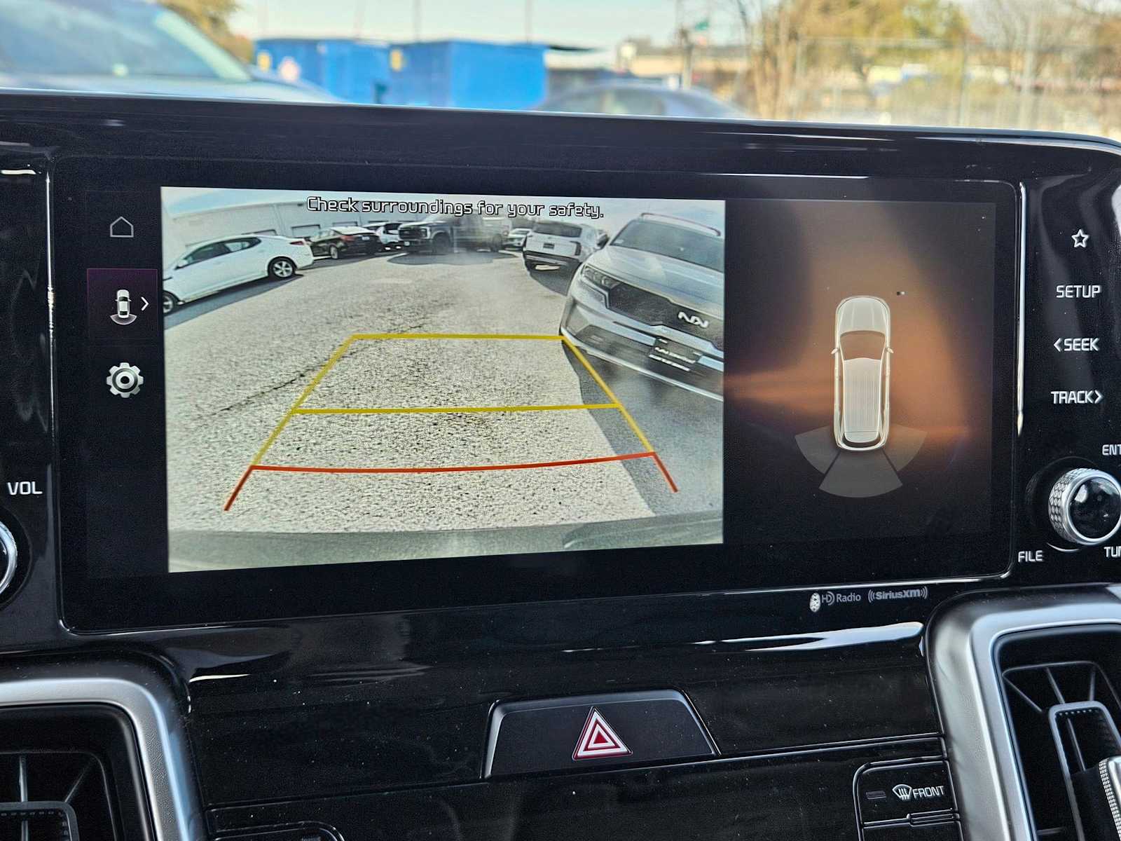 Thumbnail: 2022 Kia Sorento - 18