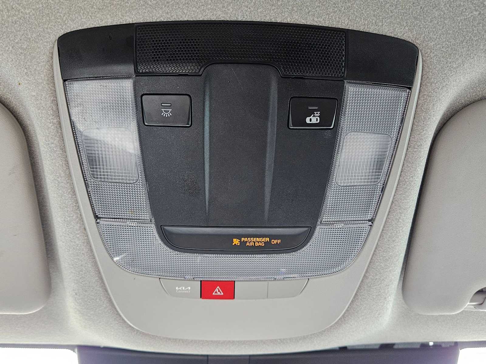 Thumbnail: 2023 Kia Niro - 20