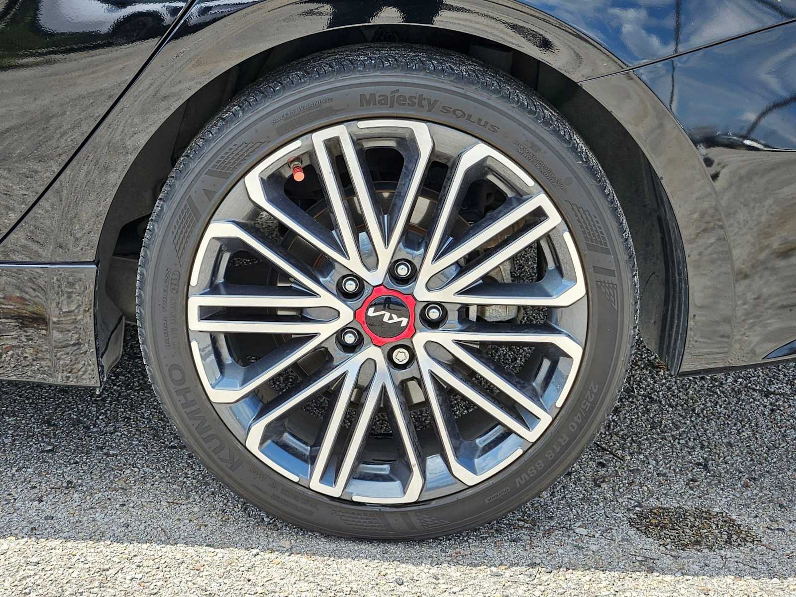 Thumbnail: 2023 Kia Forte - 12