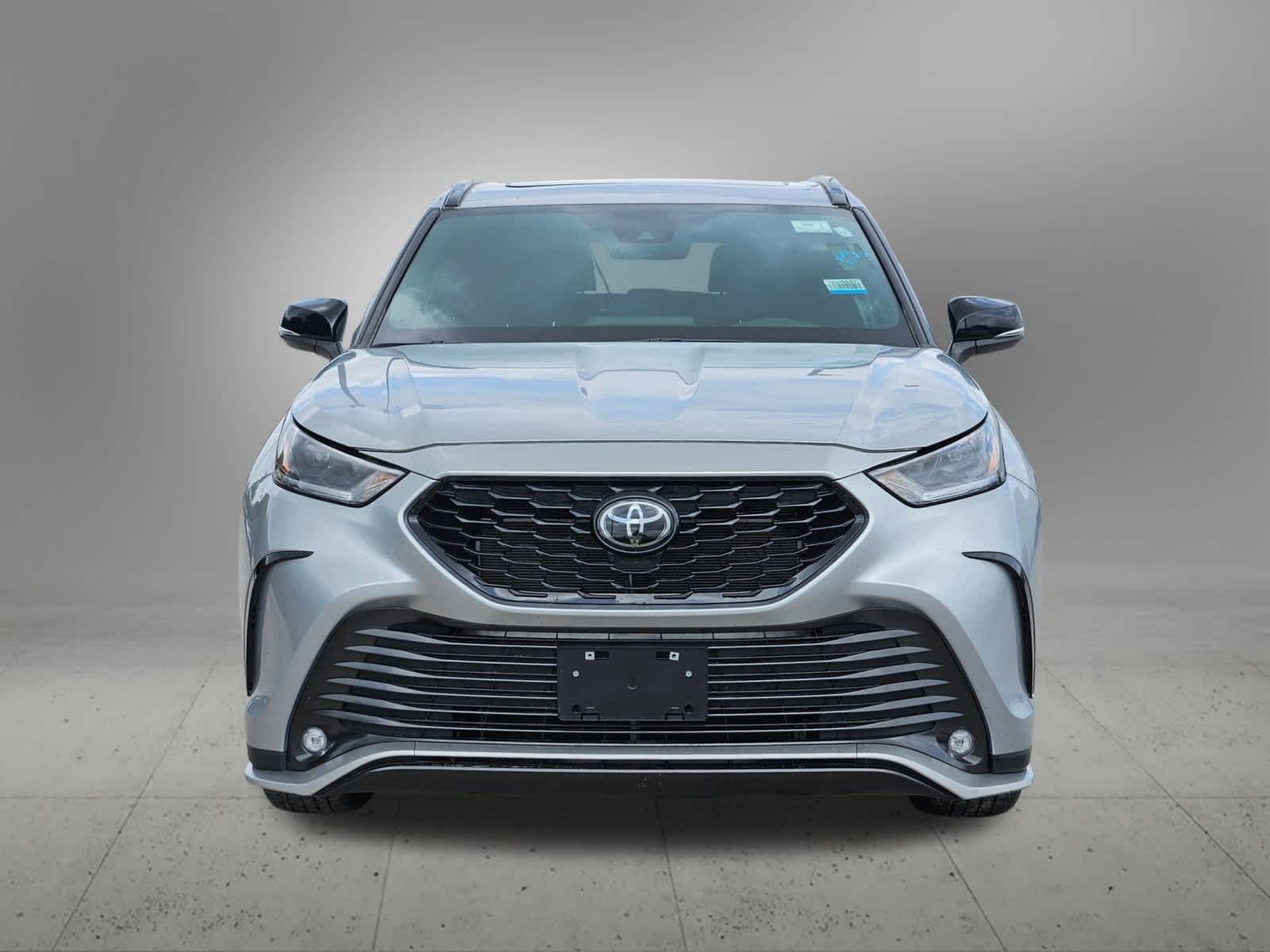 Thumbnail: 2024 Toyota Highlander - 9