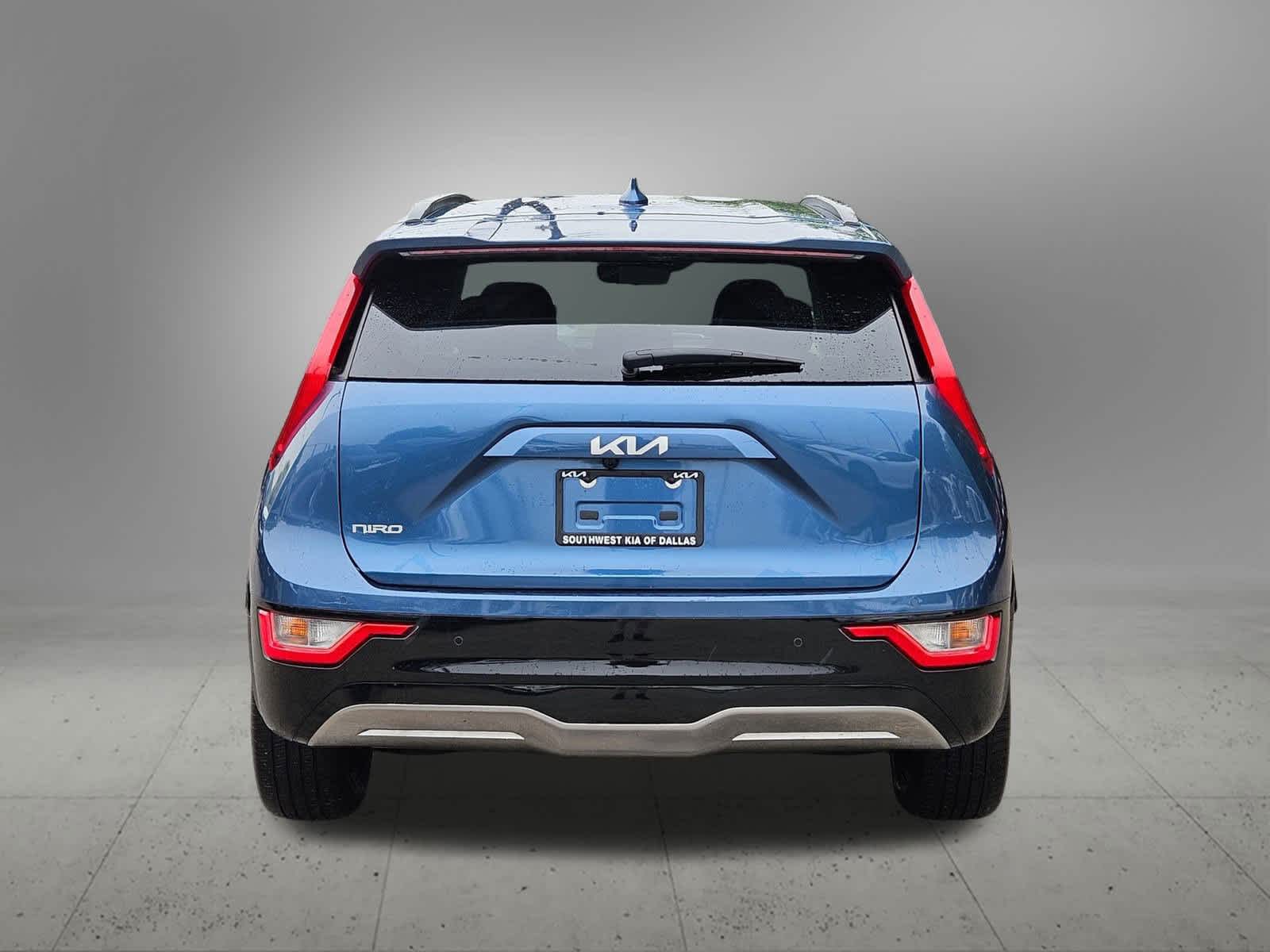 Thumbnail: 2023 Kia Niro - 5